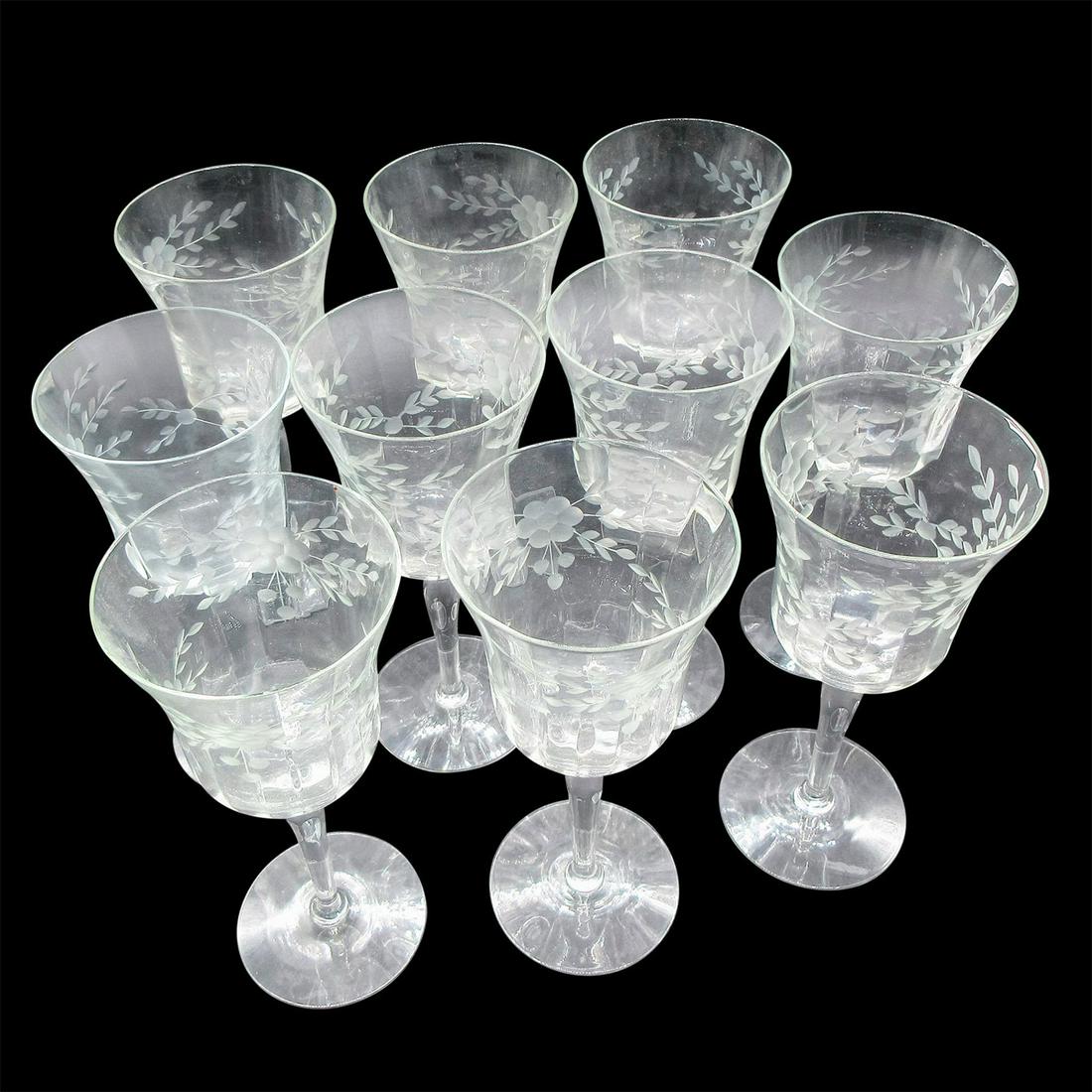 10pc Vintage Optic Crystal Glasses, Etched Flowers & Leaves: Lovely multi sided shape with smooth stem and etched foot beverageware. No additional markings or backstamps. #crystal #glasses #etching #flowers Issued: 20th c. Dimensions: 7.75" H