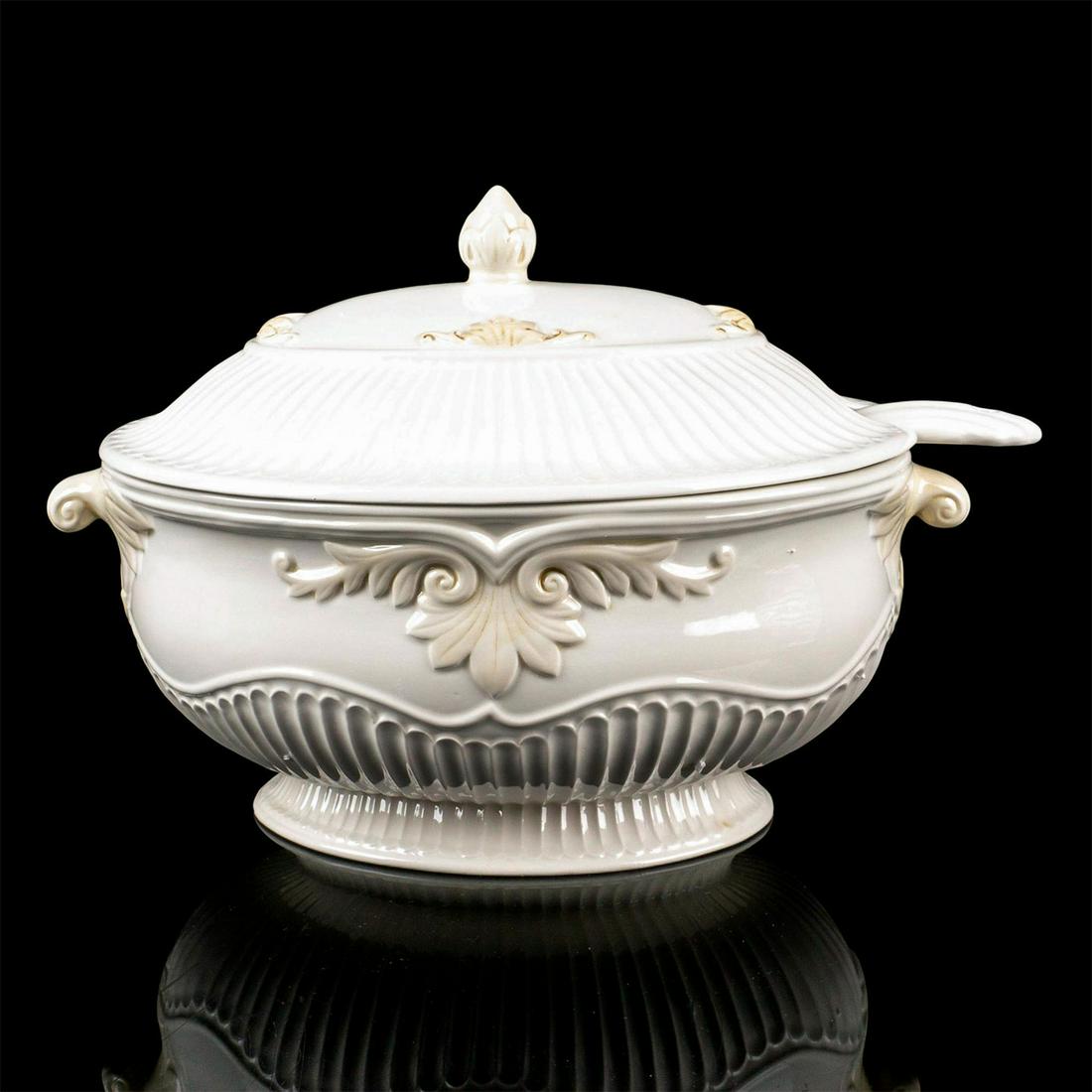 3pc Lenox Butler's Pantry, Tureen Set with Ladle (1 of 7)