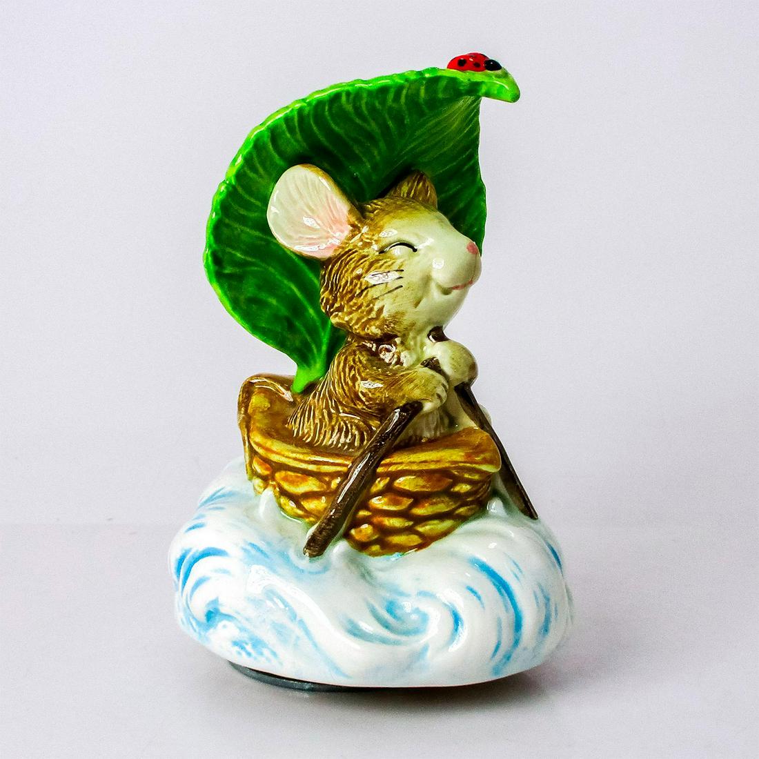 Otagiri Gibson Greetings Music Box, Moon River: Glossy finish. Depicts mouse rowing in a nutshell boat. Hand crafted. Gibson Greetings backstamp. Otagiri factory stickers. Plays tune "Moon River."#GibsonGreetings #Otagiri #MusicBox Issued: 