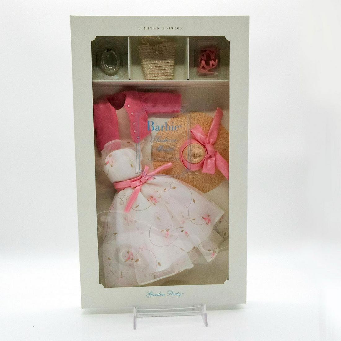 Mattel Barbie Fashion Model Collection, Garden Party: Limited Edition. Includes original box, unopened. #26933. Dimensions of box: 13.5"L x 8"W x 1.5"H. #Barbie #Mattel Issued: 2000 Dimensions: 11.5" H Manufacturer: Mattel Country of Origin: 