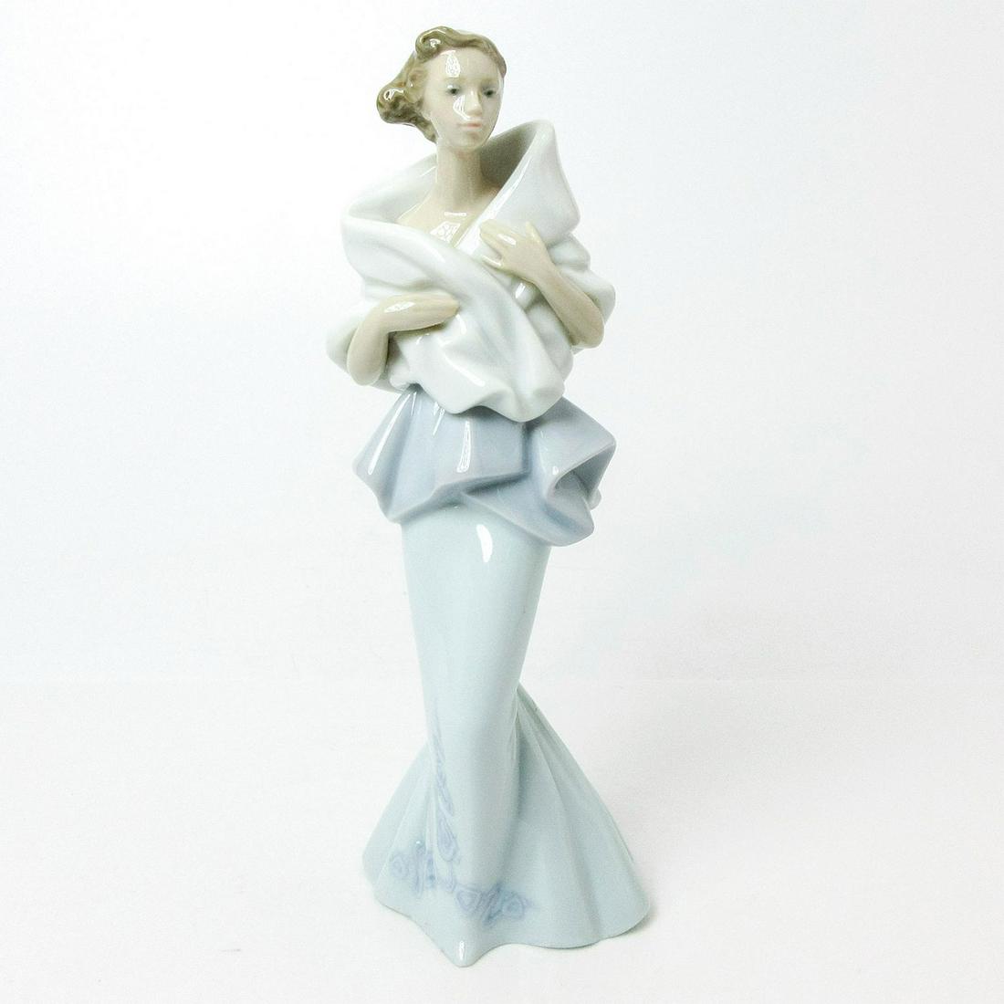 A Night Out 1006594 - Lladro Porcelain Figurine (1 of 7)