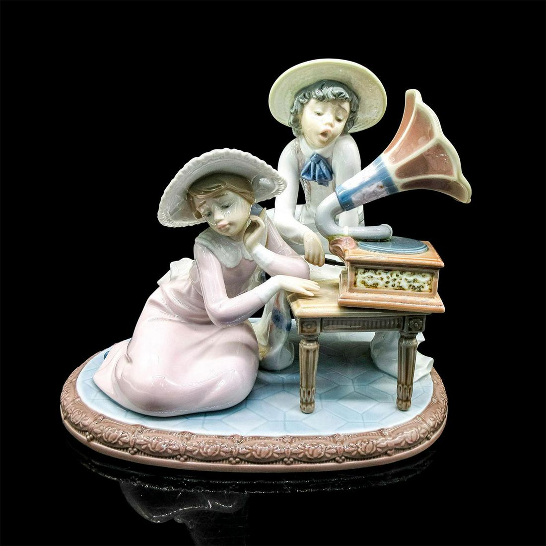 Music Time 1005430 - Lladro Porcelain Figurine (1 of 3)