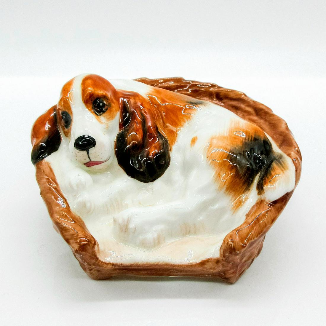 Cocker Spaniel Lying in Basket - Royal Doulton Animal Figure (1 of 5)
