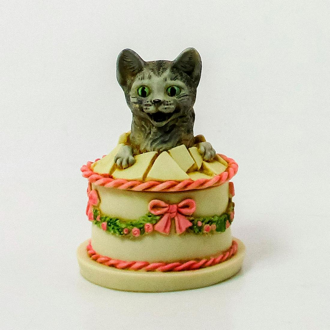 Harmony Kingdom Trinket Box, Gateau, Cat in Cake (1 of 5)