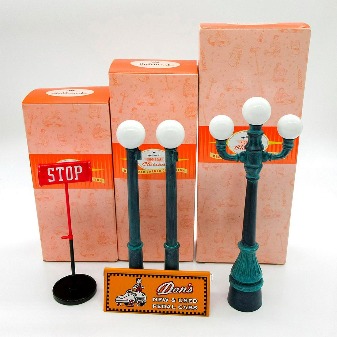 3pc Hallmark Kiddie Car Classics Decorative Accessories Set (1 of 4)