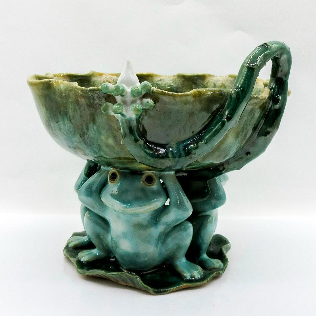 Antique English Majolica Figural Bowl, Frog Trio Pedestal (1 of 3)