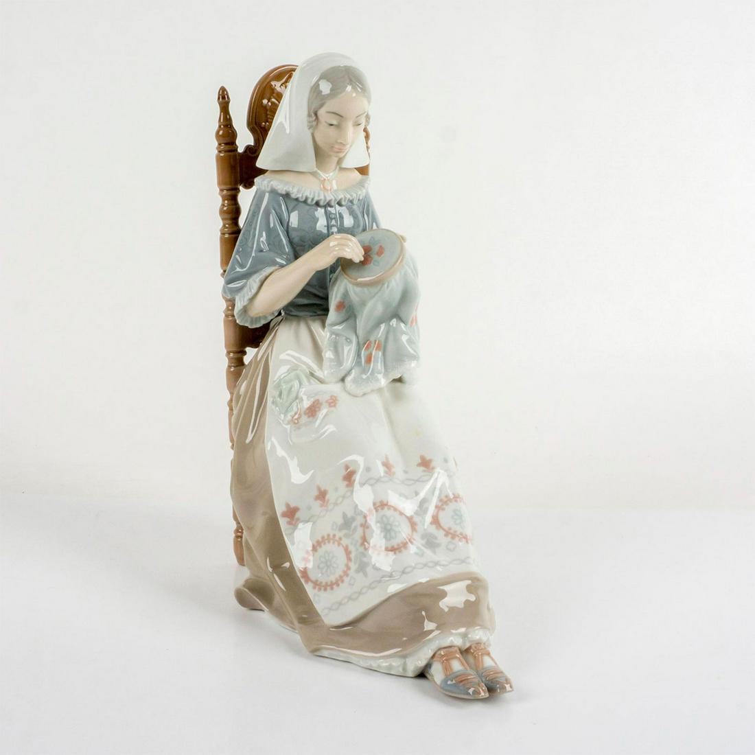 Embroiderer 1004865 - Lladro Porcelain Figurine (1 of 5)