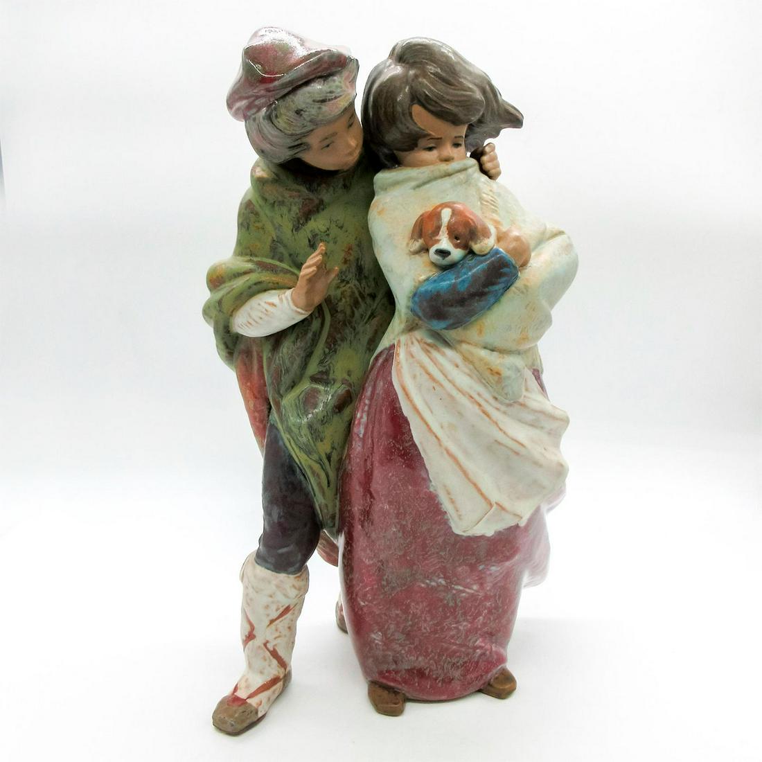 Facing The Wind 1011279 - Lladro Porcelain Figurine (1 of 3)