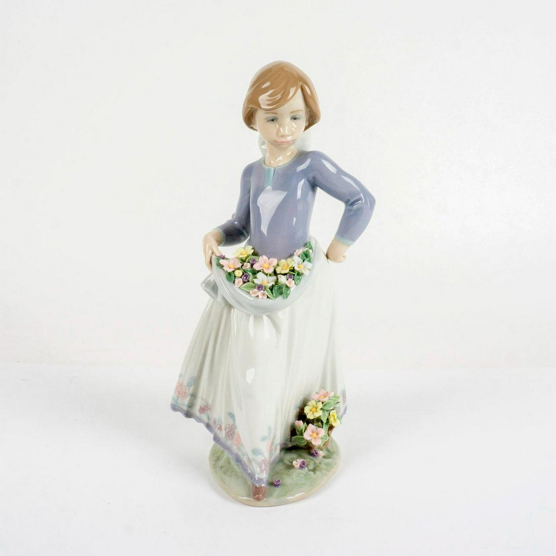Precious Petal 1005894 - Lladro Porcelain Figurine (1 of 6)
