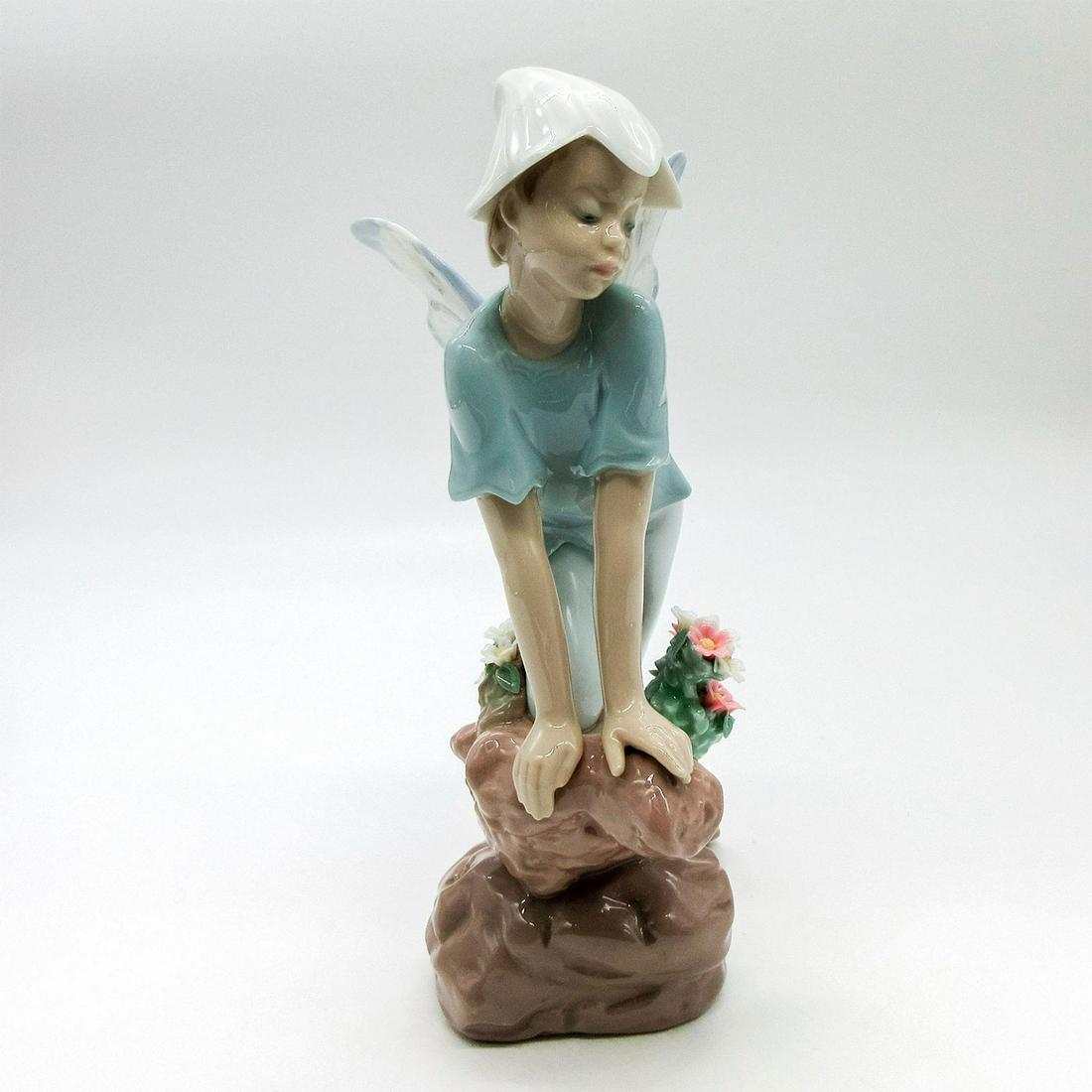Prince of the Elves 7690 - Lladro Porcelain Figurine (1 of 7)