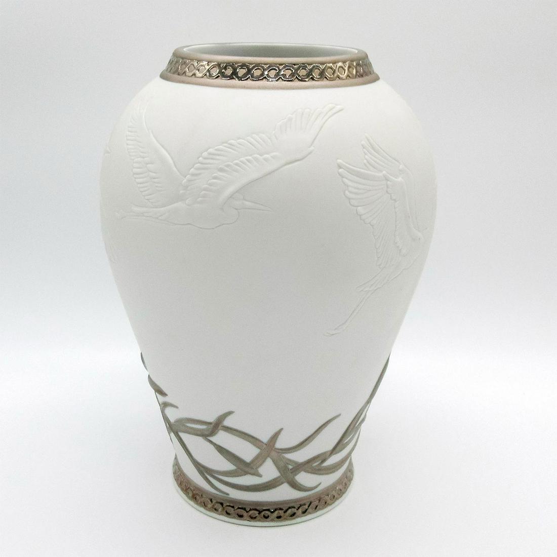 Heron's Realm 1007052 - Lladro Porcelain Vase (1 of 3)