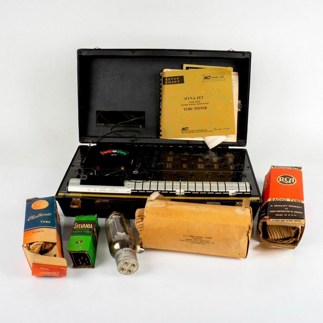 Solid State Dynamic Dyna Jet Tube Tester and Vintage Tubes (1 of 3)