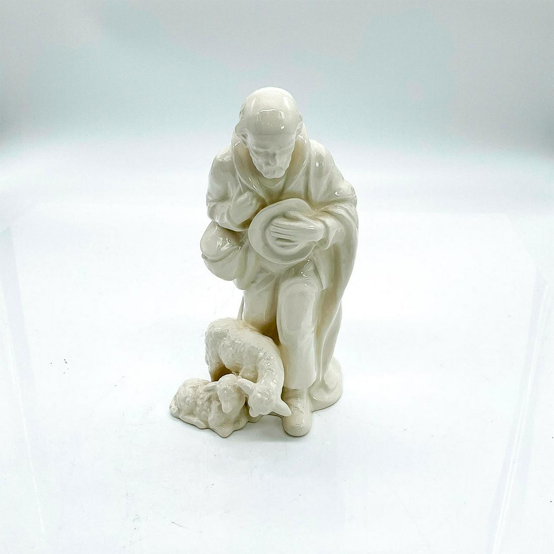 Vintage Goebel Hummel White Nativity Shepard Figurine (1 of 3)