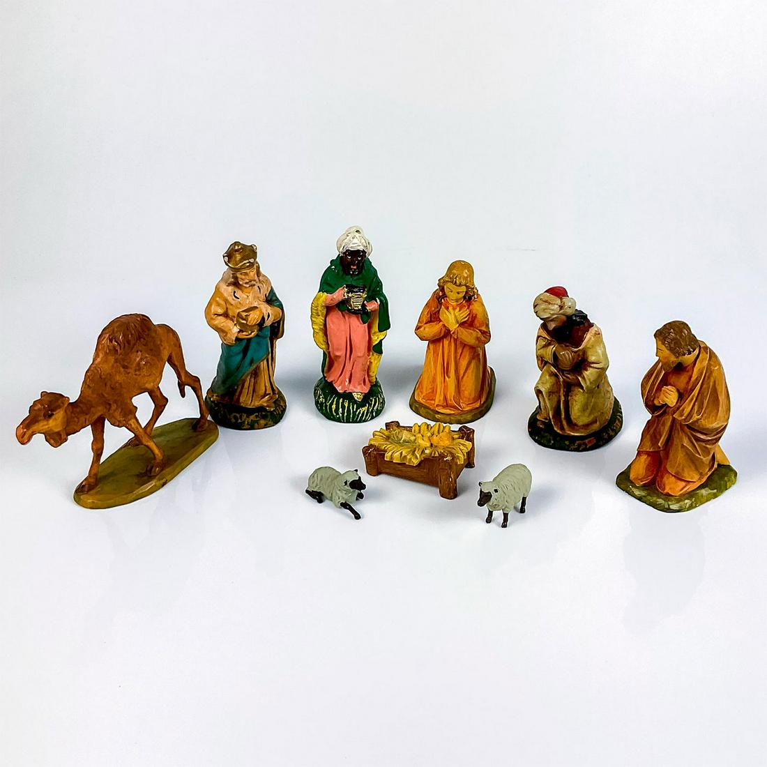 9pc Vintage Nativity Set (1 of 3)