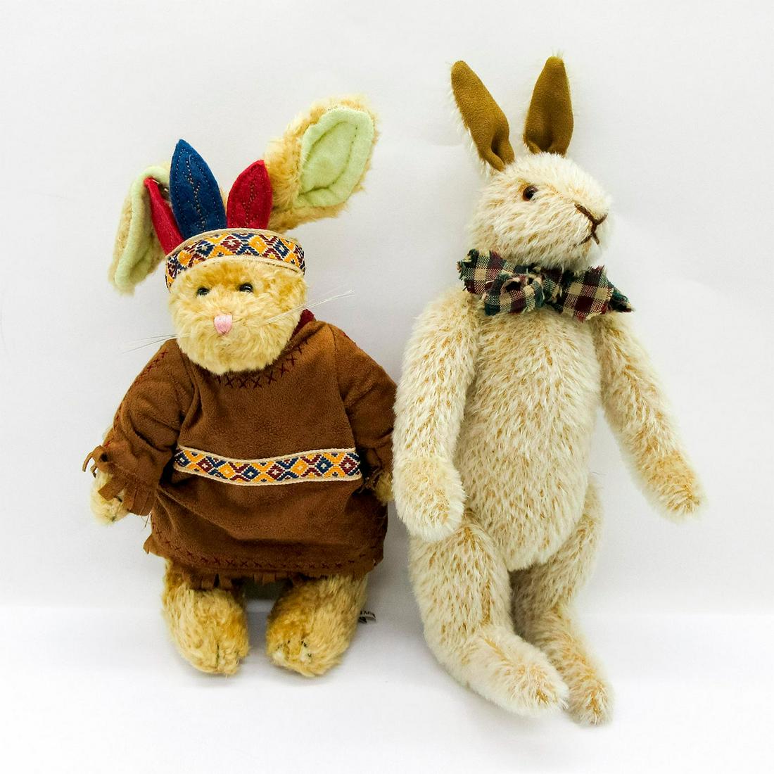 2pc Vintage Stuffed Animals, Rabbits (1 of 2)