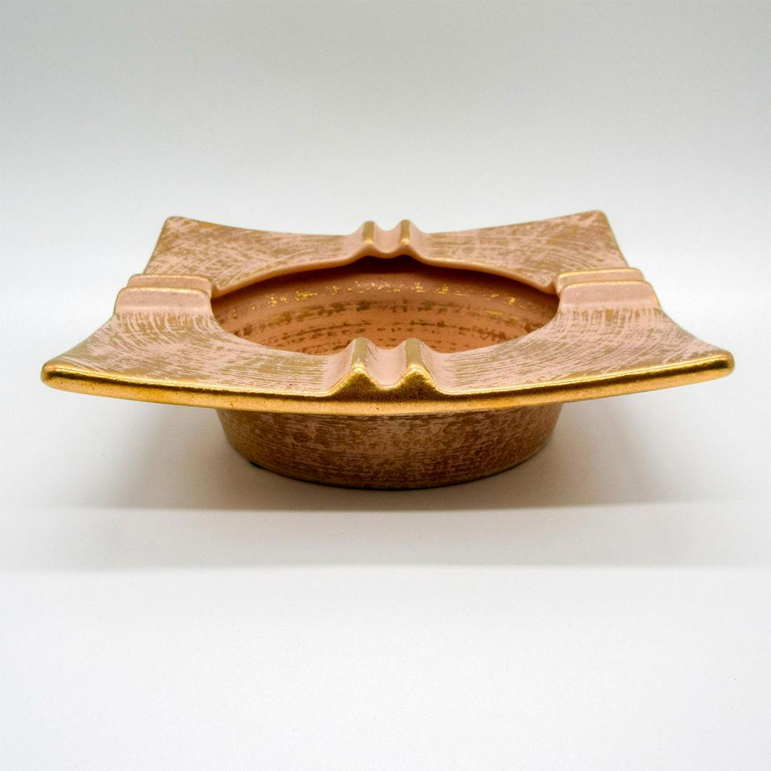 Vintage Royal Haeger Pottery 22kt Gold Cream Ashtray (1 of 3)