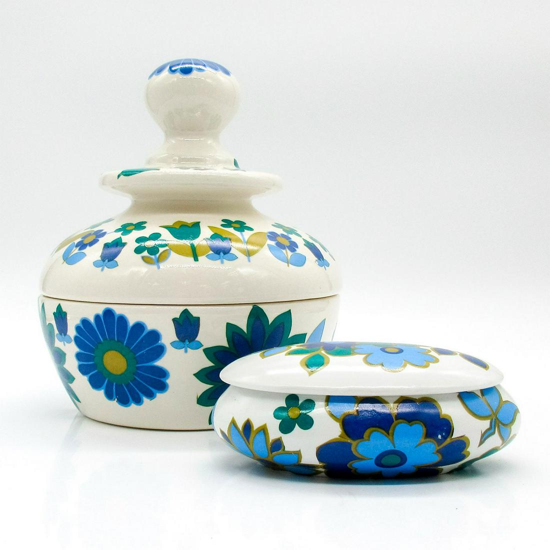 2pc The Powder Room Vintage Powder Bowl and Soap Dish (1 of 3)