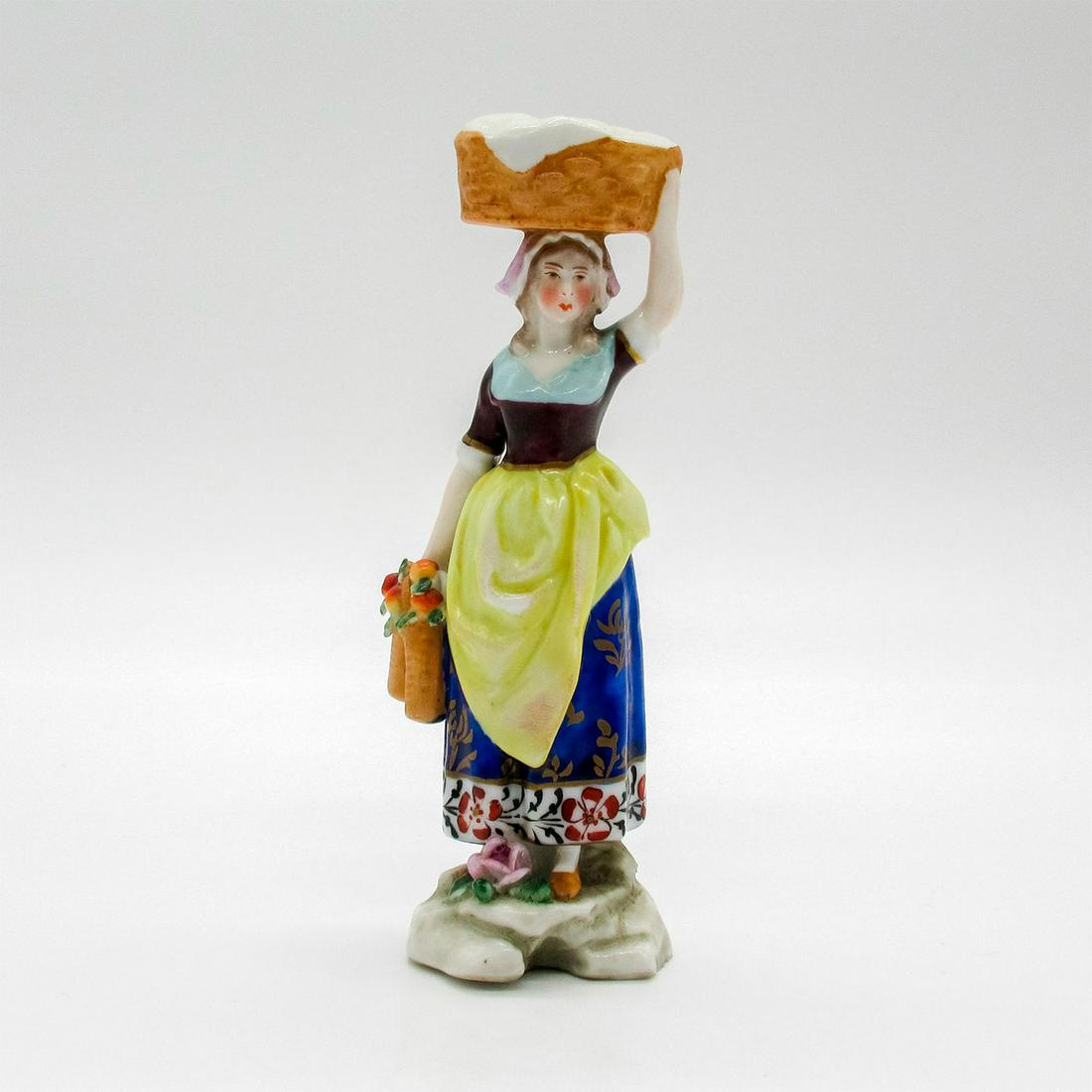 Antique Chelsea Miniature Figurine, Laundress (1 of 4)