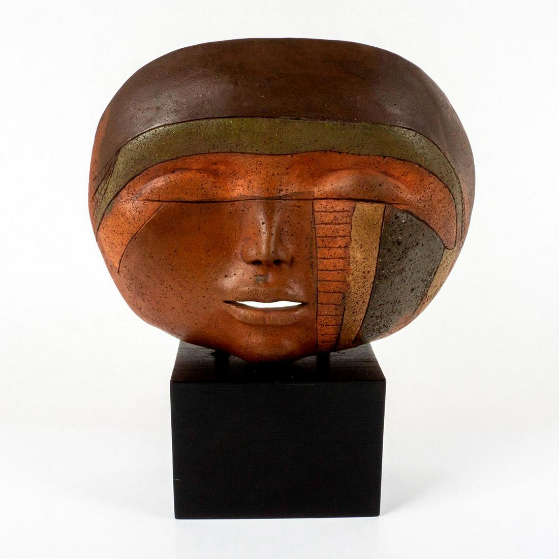 Loyda Molina (Spanish, b.1922) Refractory Clay Head Figure (1 of 3)