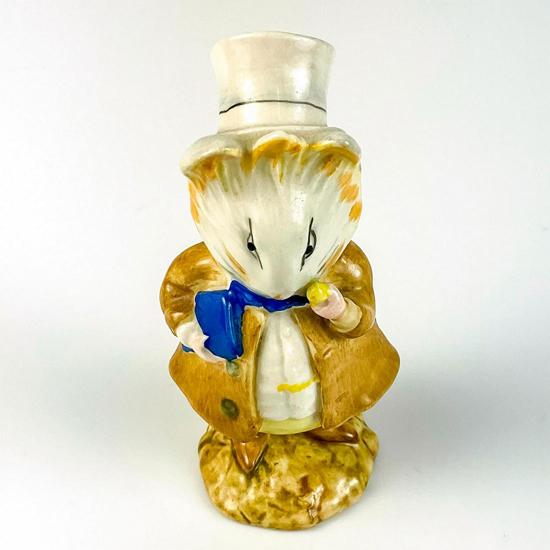 Amiable Guinea Pig - Beswick - Beatrix Potter Figurine: Glossy finish. Depicts character wearing tan jacket, white waistcoat, and yellow trousers. Beswick and F. Warne & Co. backstamps. This item has no reserve. Dimensions: 3.75" H Manufacturer: Beswick Co