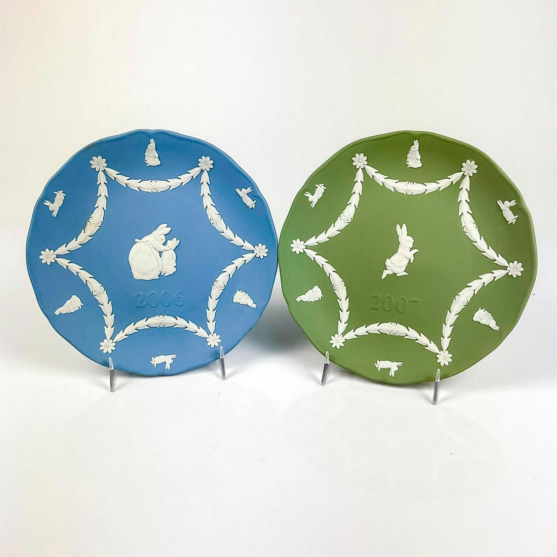 2pc Wedgwood Beatrix Potter Peter Rabbit Jasperware (1 of 3)