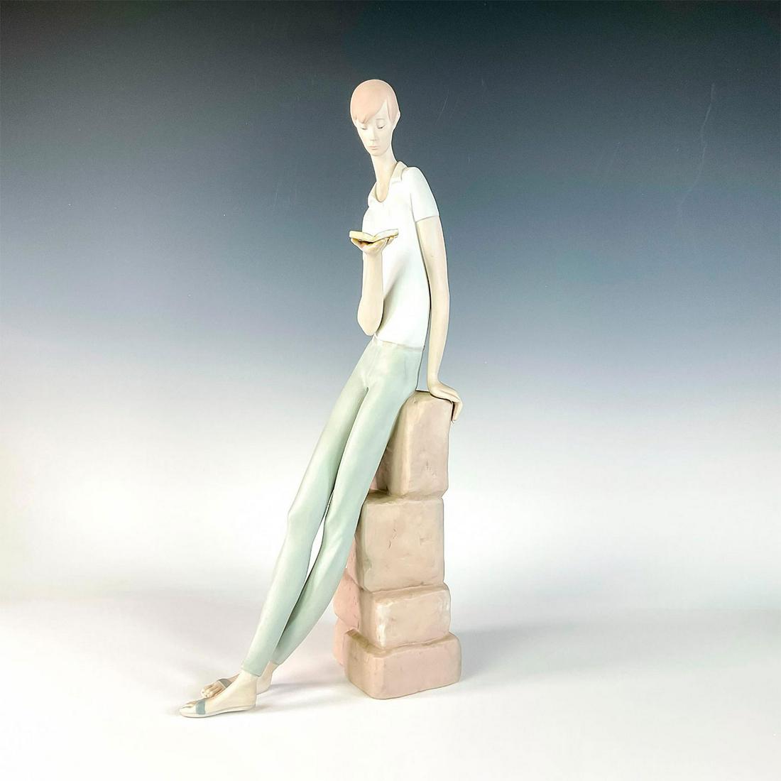 Lladro NAO Porcelain Figurine, Boy Student 1014517 (1 of 6)