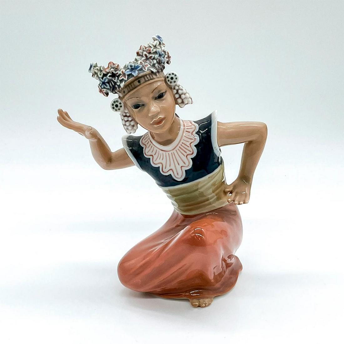 Dahl Jensen DJ Copenhagen Porcelain Figurine, Monuia Dancer (1 of 3)