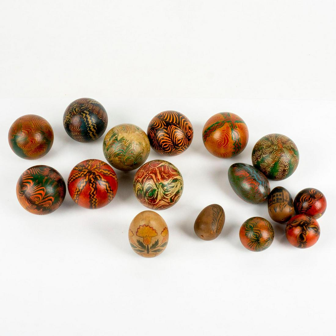 16 pc Vintage Wooden Painted Eggs and; Balls Set (1 of 3)