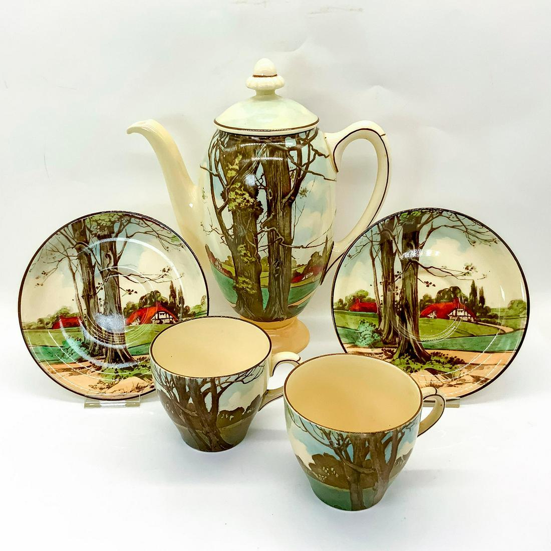 5pc Royal Doulton Porcelain Teapot, Tea Cups and Saucers (1 of 4)