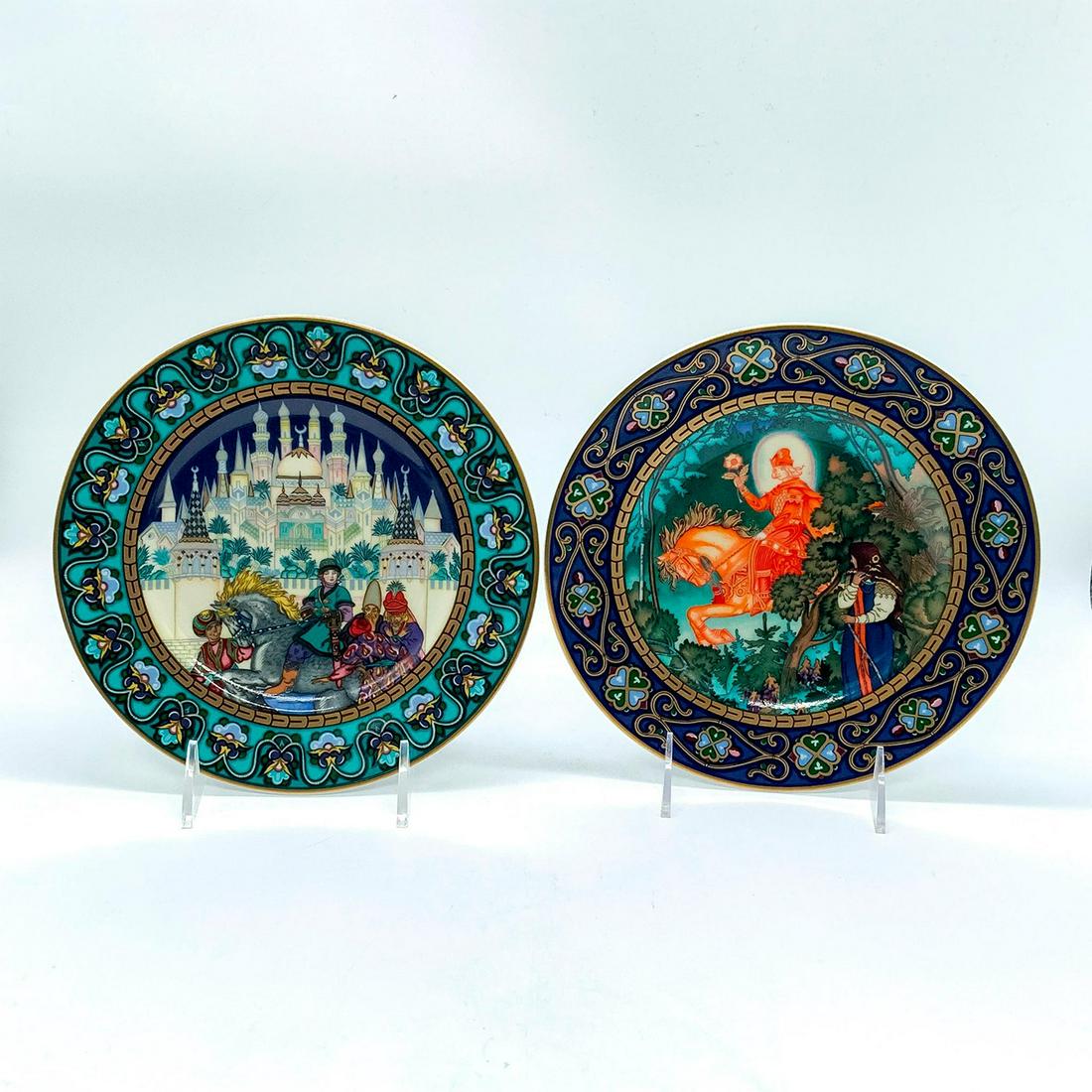 2pc Vintage Heinrich Villeroy and Boch Decorative Plates: Part of The Russian Fairy Tales Collection. Includes: The Firebird and Vassilissa The Fair. Heinrich Villeroy and Boch backstamp Dimensions: 8.25"Dia. Edition Number: 27,500 Manufacturer: Villeroy and