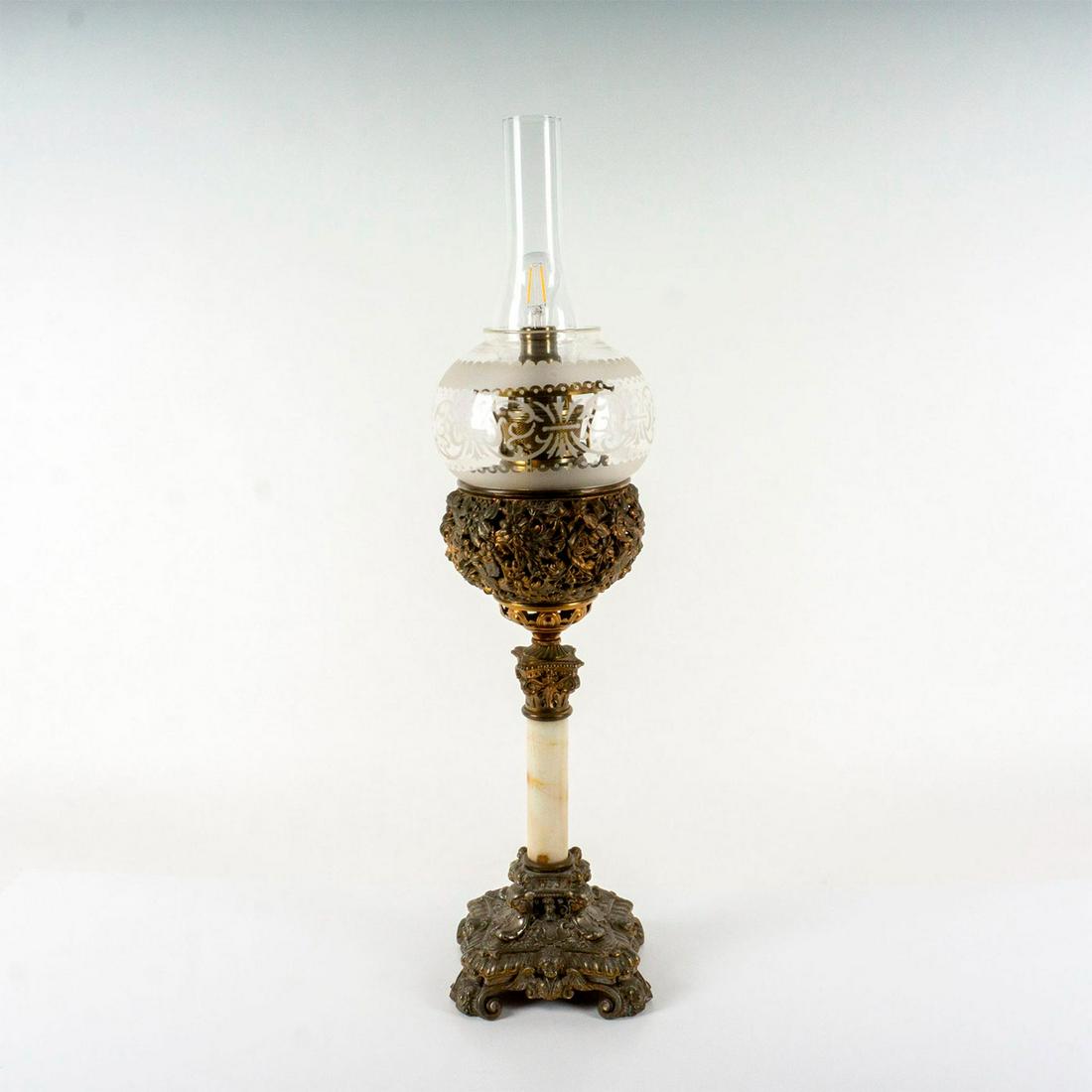 Antique Bradley and Hubbard Parlor Lamp (1 of 4)