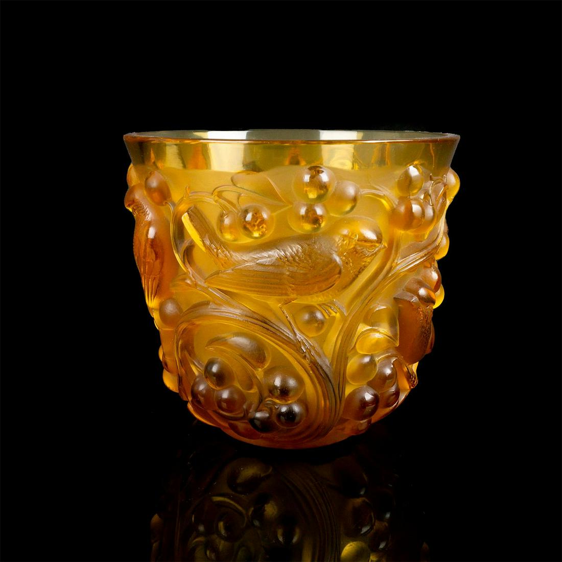 Rene Lalique Glass Vase, Avallon 986 (1 of 6)