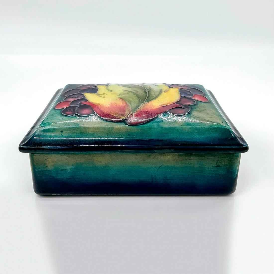 Moorcroft Pottery Lidded Decorative Box, Pomegranate (1 of 5)