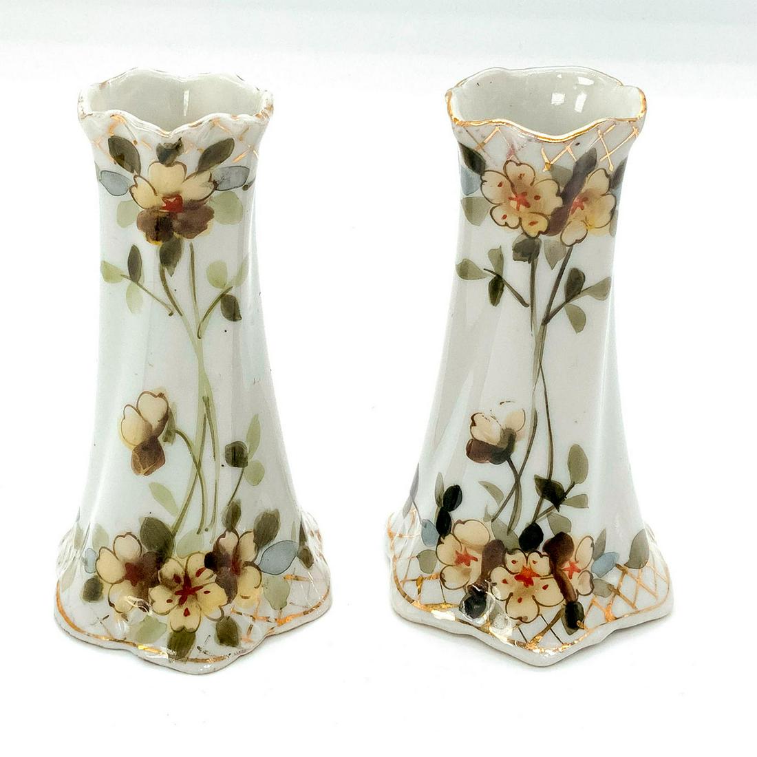 Pair of Vintage Nippon Decorative Vases (1 of 3)