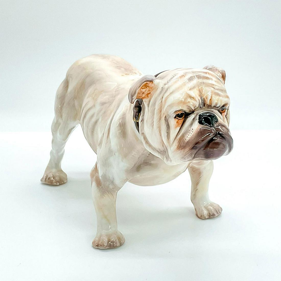 Royal Doulton Dog Figurine, Bulldog HN1073 (1 of 3)