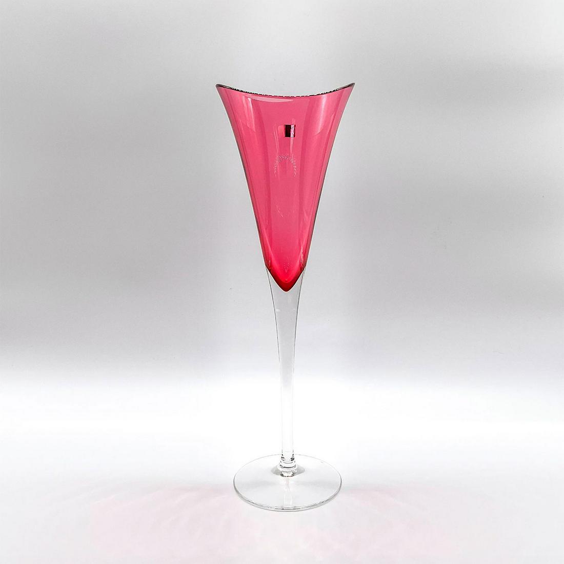 Hoya Crystal Wine Glass Dark Rose Color (0378) on Apr 02, 2023 Lion