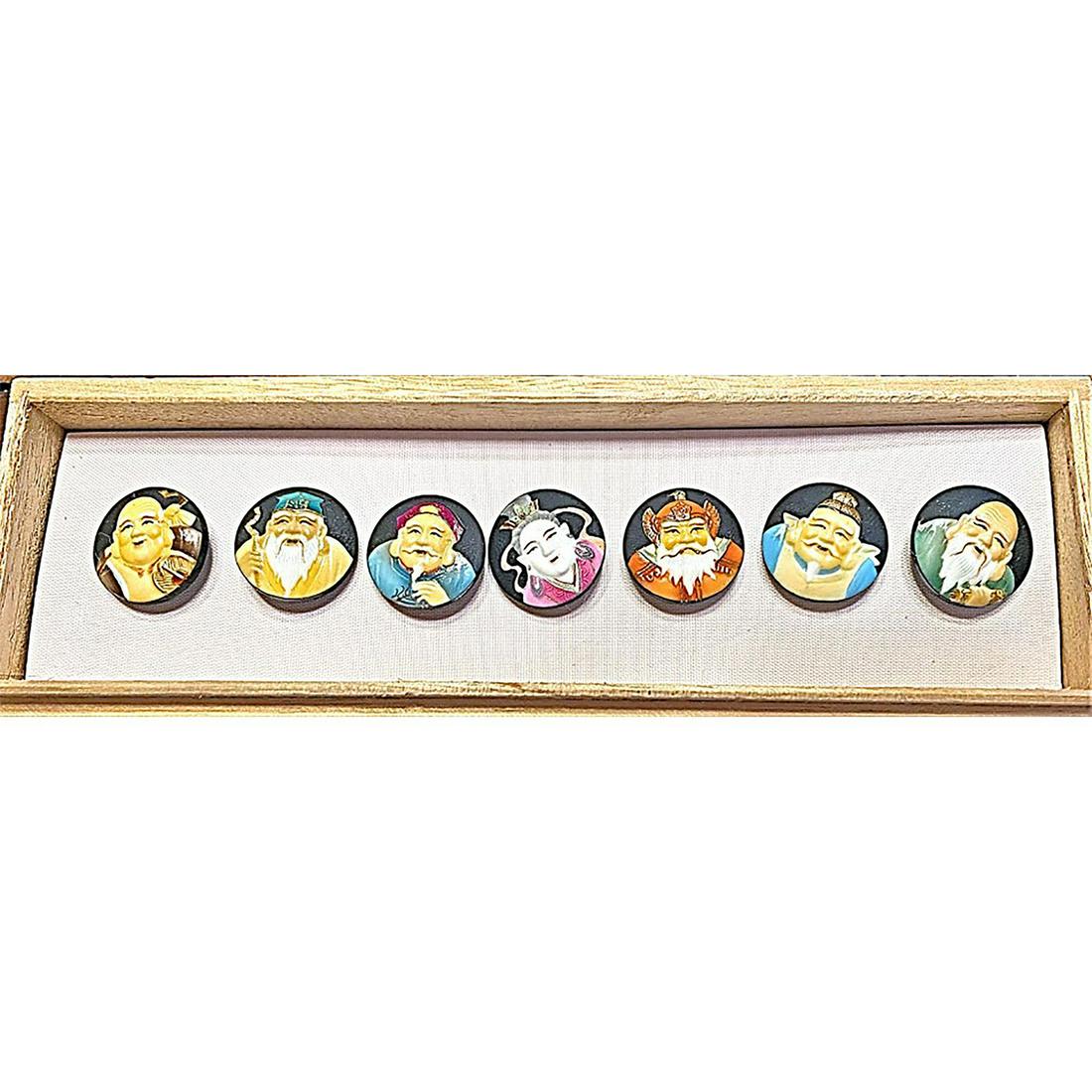 A SET OF BOXED DIVISION THREE ARITA BUTTONS (1 of 3)