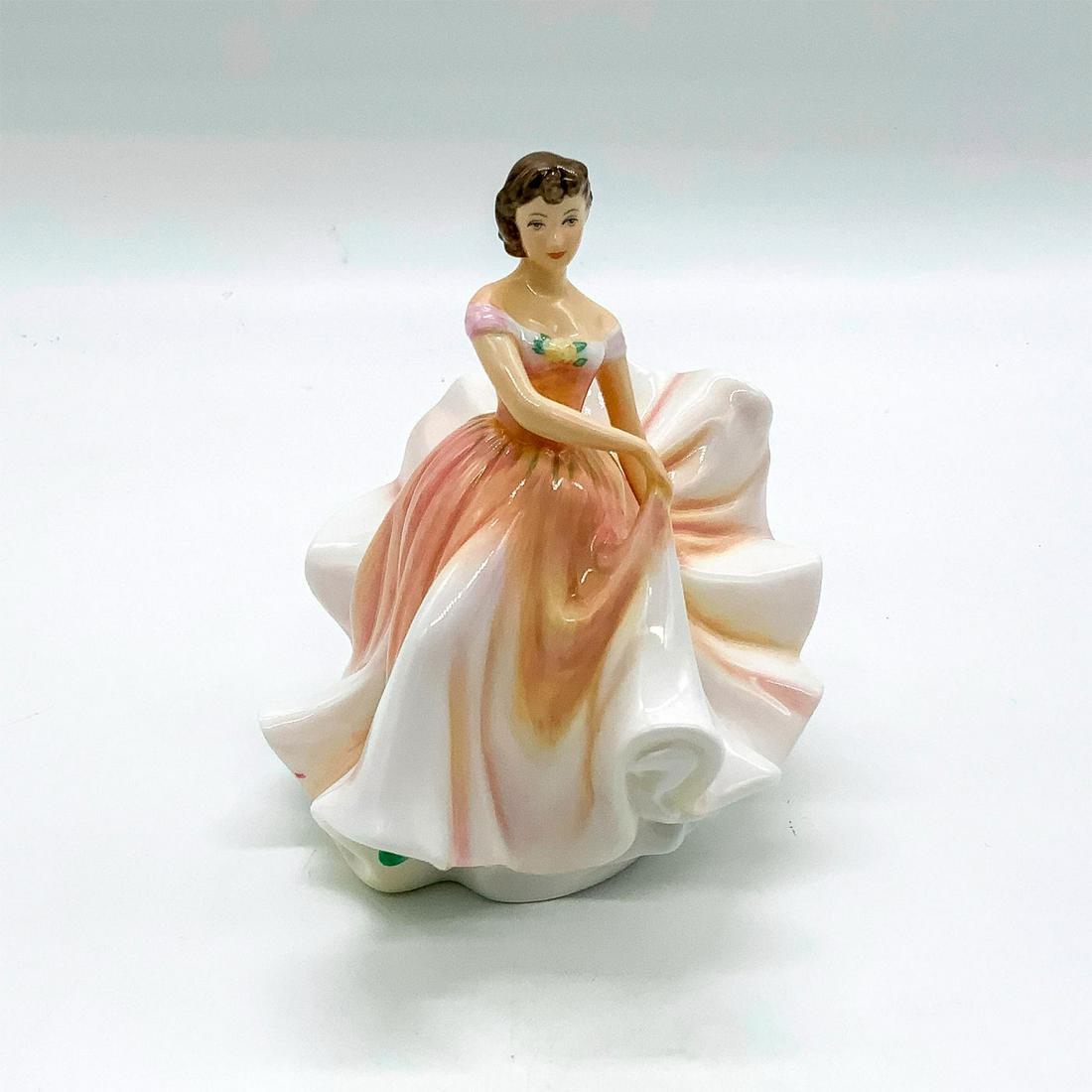 Polka HN5652 - Royal Doulton Figurine: HN Icons Series. Royal Doulton backstamp. Artist: Douglas V. Tootle Issued: 2013 Dimensions: 4.5"H Edition Number: 682 Edition Size: 2500 Manufacturer: Royal Doulton Country of Origin
