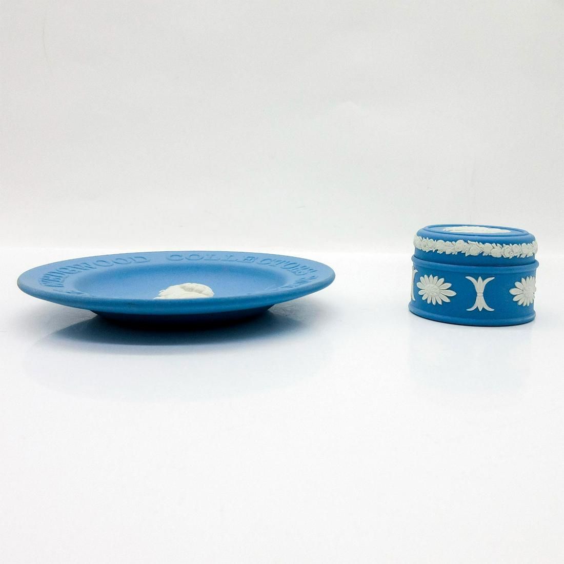 Wedgwood Blue Jasperware Trinket Box and Plate (1 of 3)