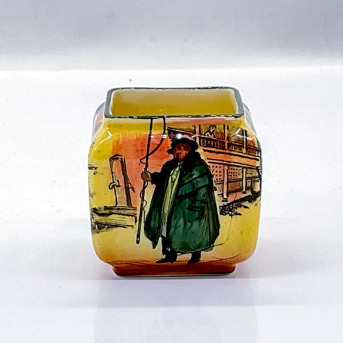 Royal Doulton Dickens Mini Vase, Tony Weller (1 of 3)
