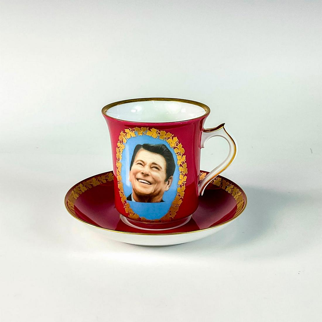 Vintage Kaiser Cup and Saucer Set, President Ronald Reagan (1 of 4)
