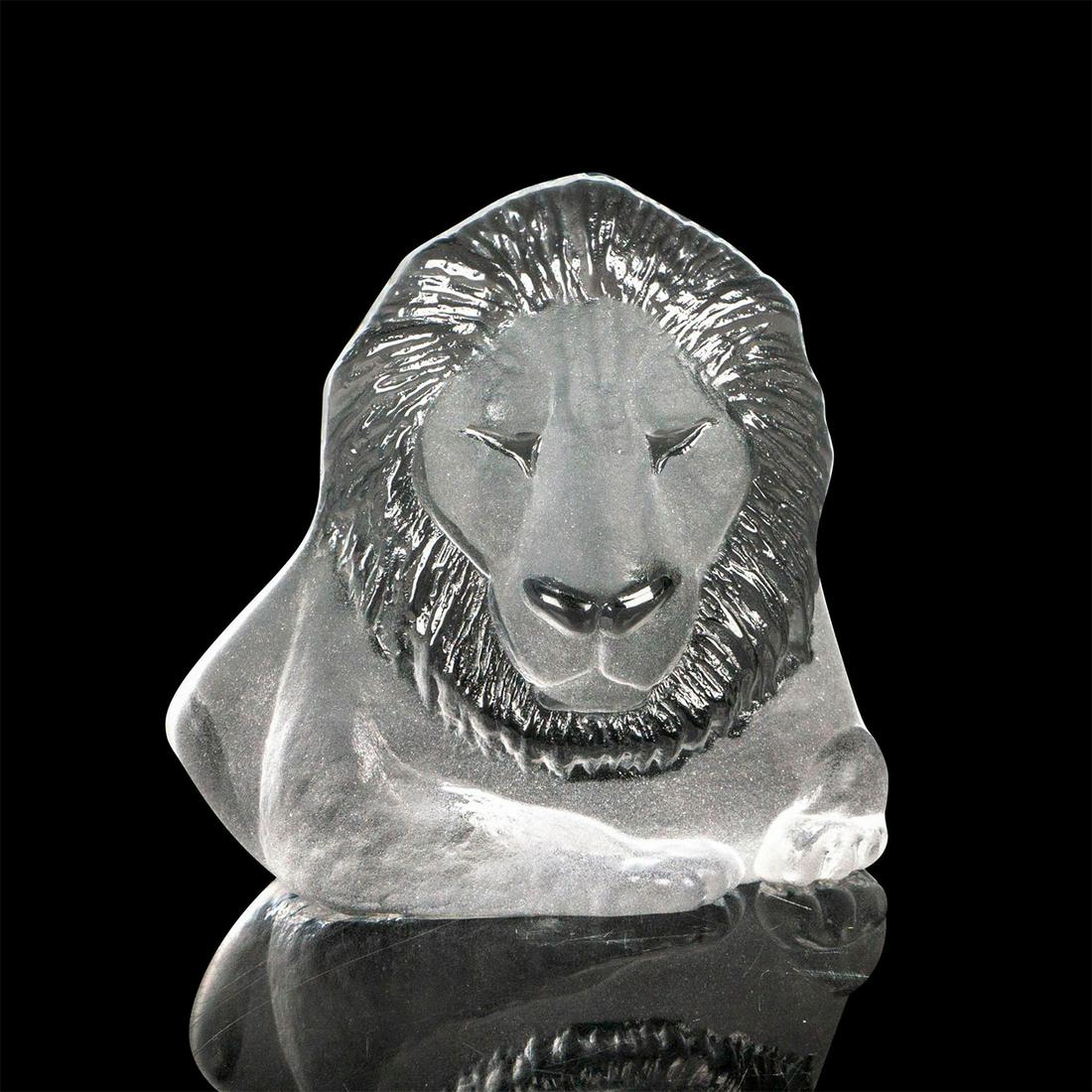 Viking Glass Lion Figure (1 of 3)