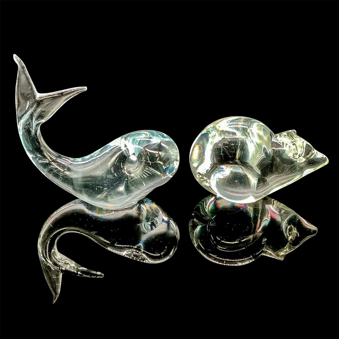 2pc Vintage Art Glass Animal Paperweights: Includes: whale with raised tail and adorable woodland creature. Artist signed to base. Dimensions of highest piece: 4.25 in. L x 1.75 in. W x 4 in. H.