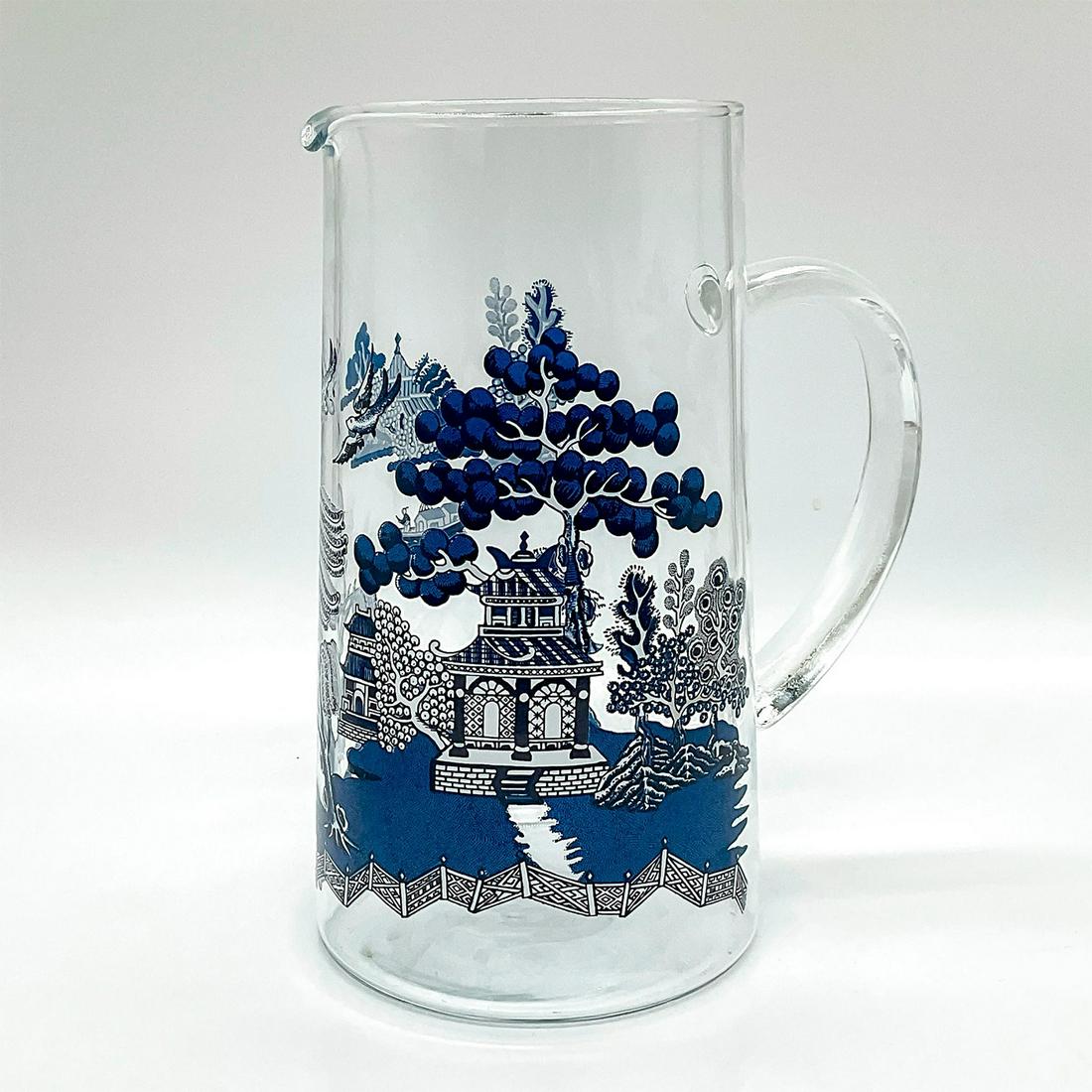 Chinoiserie Glass Blue Willow Pitcher 44oz: Vintage Chinoiserie Johnson Brothers Glass Blue Willow Pitcher. Dimensions: 6"L x 4.5"W x 7.75"H Country of Origin: England