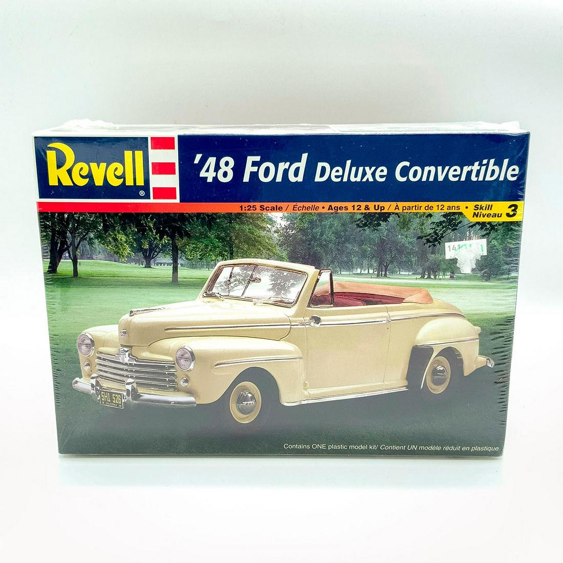 Revell Car Toy Model Kit, 48 Ford Deluxe Convertible (1 of 3)