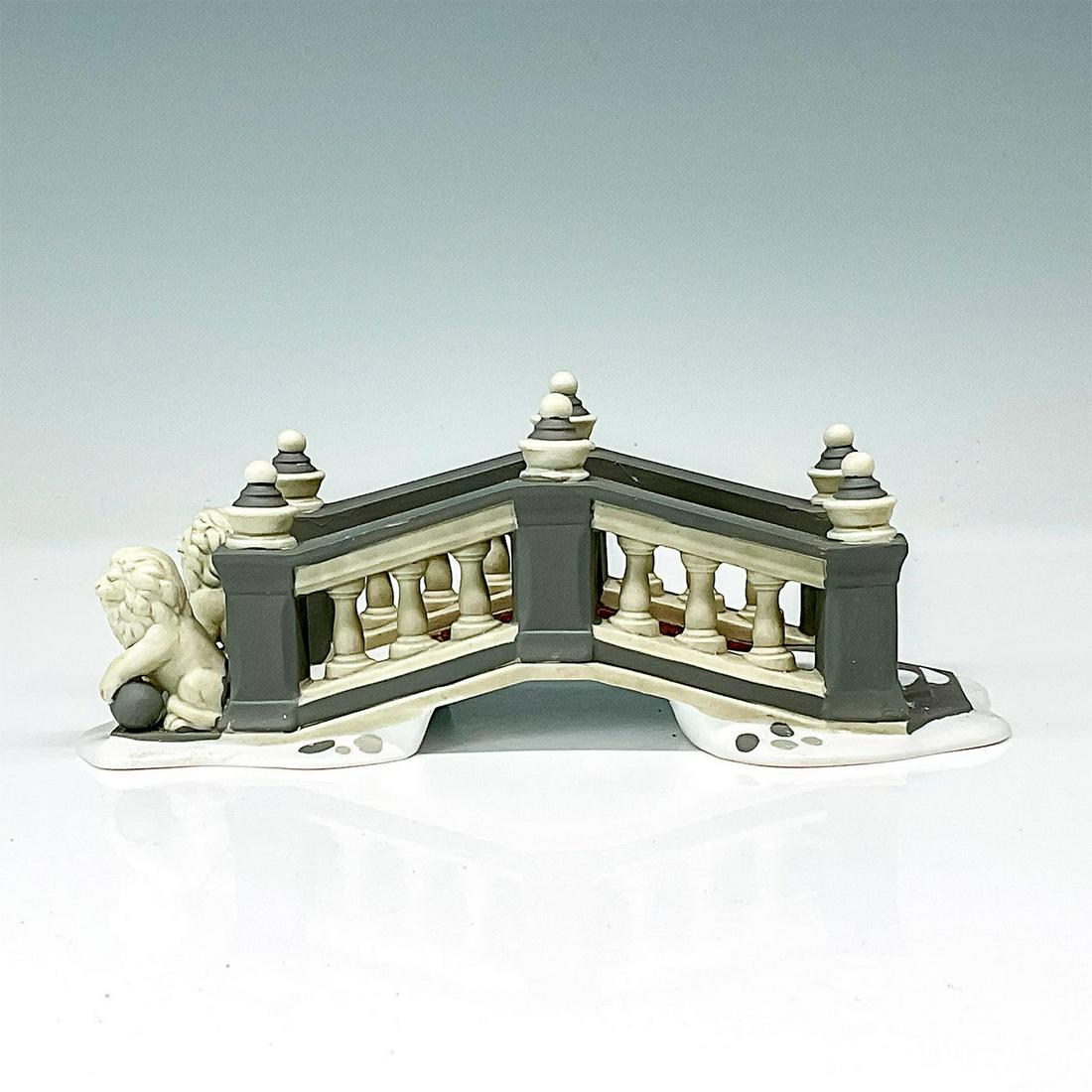 Department 56 Figurine, Lionhead Bridge (1 of 4)