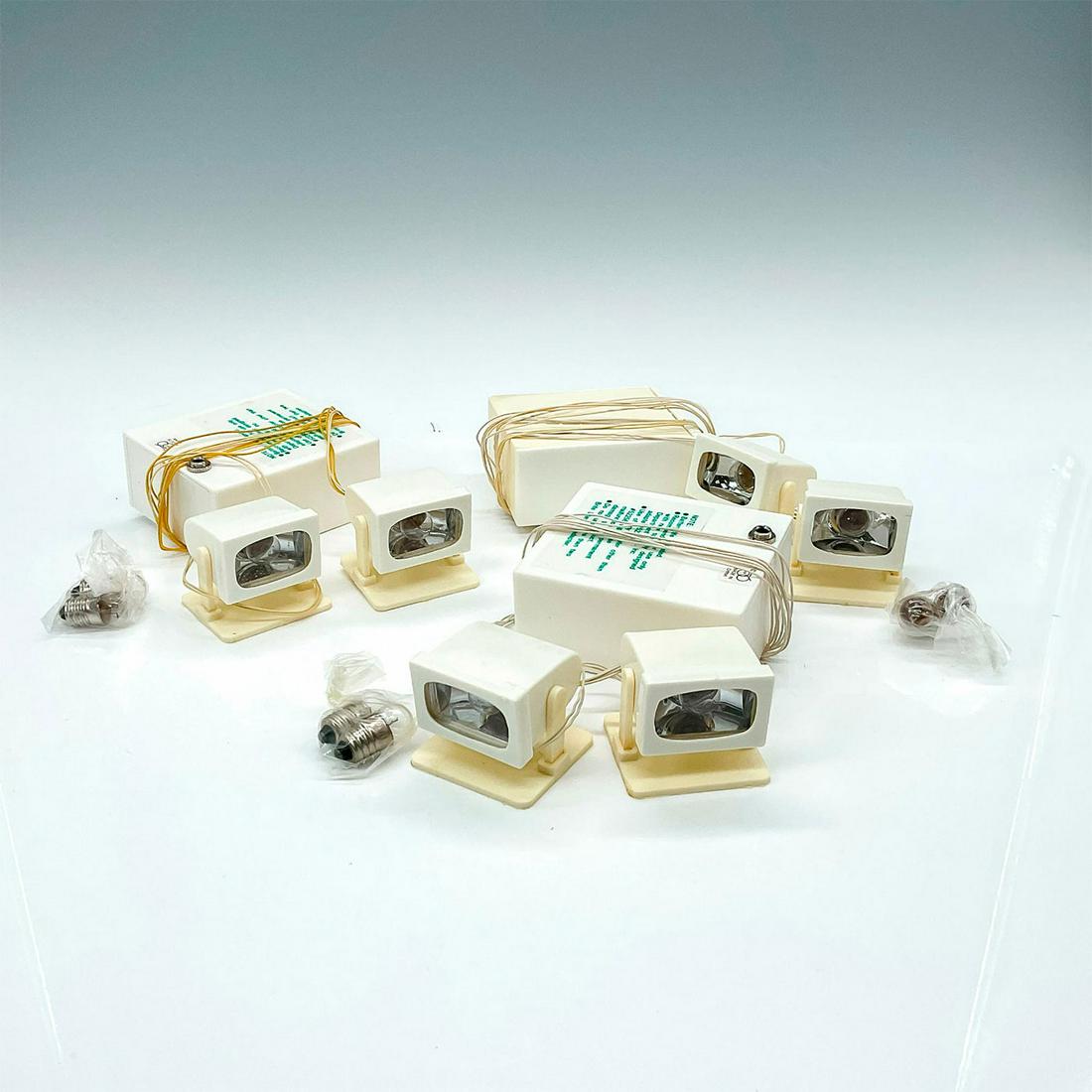 3pc Department 56 Figure, Village Accessories Spotlights (1 of 3)