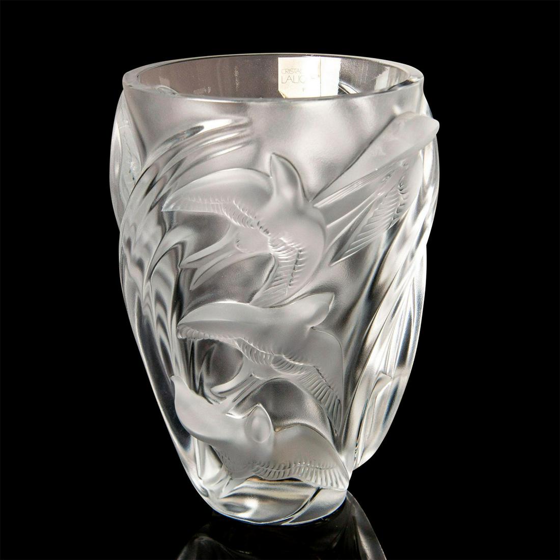 Lalique Crystal Vase, Martinets (1 of 4)