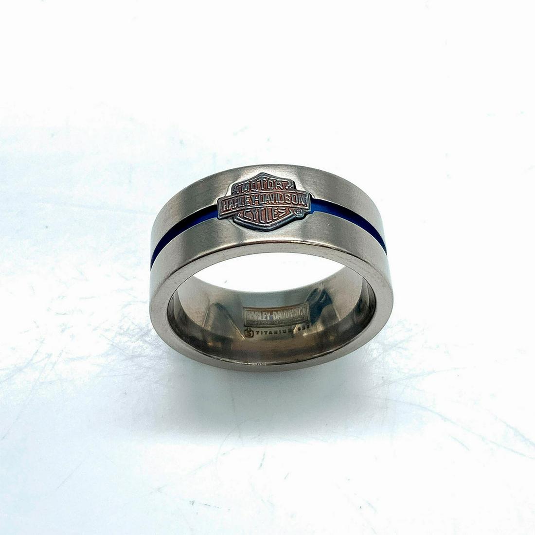 Harley Davidson Blue Stripe Titanium Band Ring (1 of 3)
