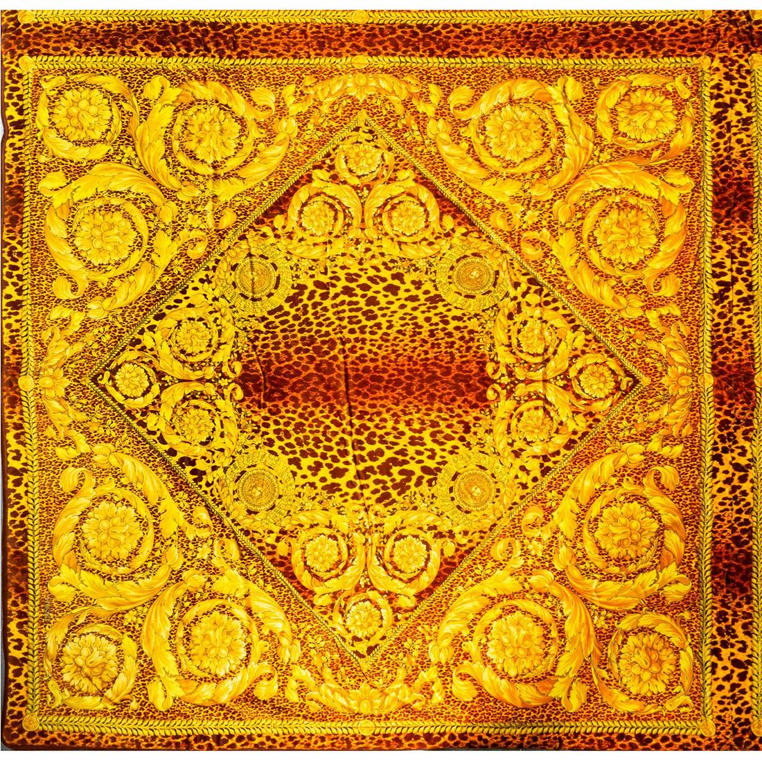 Versace Barocco Comforter Blanket (1 of 4)